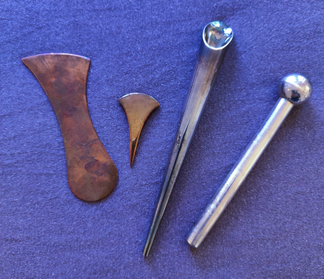 Photograph of “needles” used in Toyohari for non-inserted techniques.